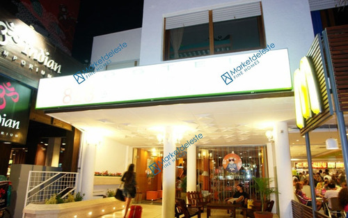 Hotel - Planta Baja Y 5 Pisos