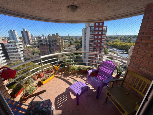 Semipiso De 3 Ambientes Con 2 Cocheras