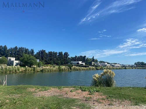 Lote De 1.050m2 A La Laguna Pilará, B° La Calesa | Mallmann Propiedades