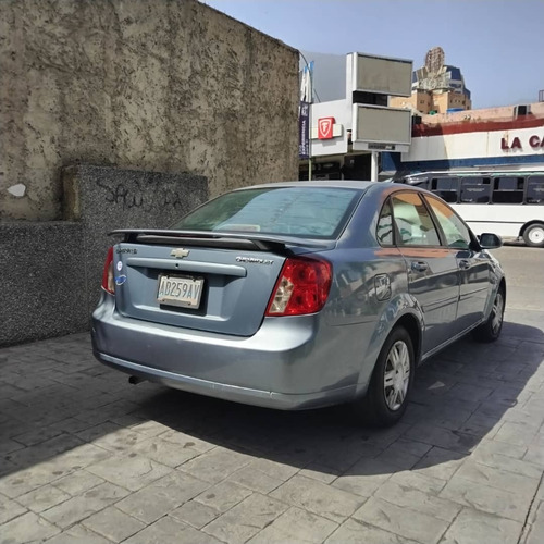 Imagen 4 de 9 de Chevrolet Optra Desing 2009