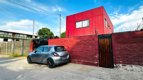 Casa En Venta De 4 Dorm. En Quilicura