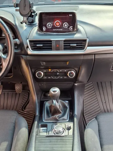 Mazda 3 2.0 Touring Mt
