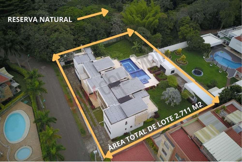 Espectacular Casa Venta Ciudad Jardin Con Area De 2711 Y Apartaestudio Independiente