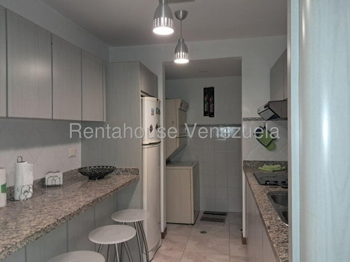 Hermoso Y Acojedor Apartamento En Alquiler Ubicado En La Boyera #25-22959