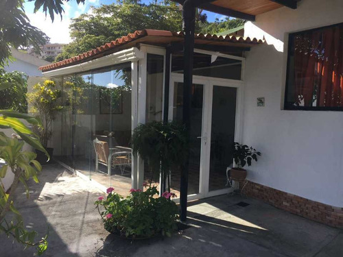 Imagen 21 de 22 de En Alquiler Anexo Macaracuay 130 M2 1h/1b/1pe