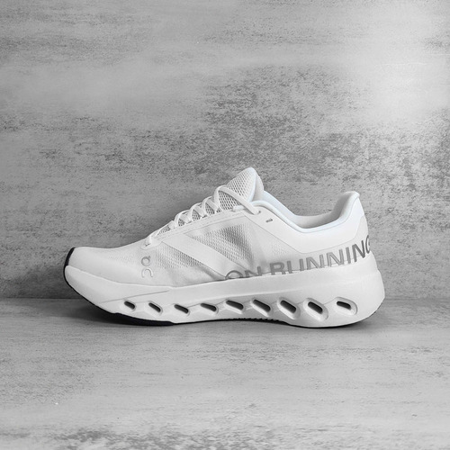 Tenis On Cloudsurfer Next Negro Blanco Plateado Zapatillas