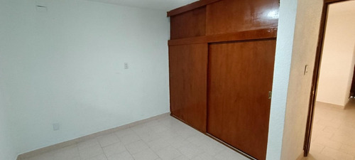 En Venta Casa Ubicada En Enrique Añorve 254san Pedro Xalpa,azcapotzalco Con Cercania A Parque Tezozomoc, Av. Gustavo Baz, Hopital General De Zona Imss,dr08