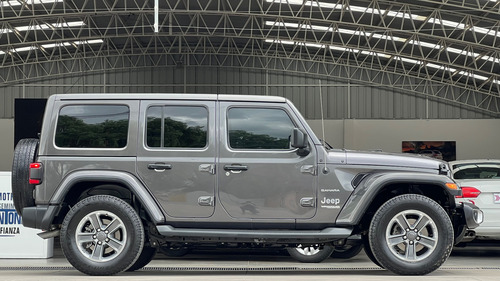 Jeep Wrangler 3.7 Unlimited Sahara 3.6 4x4 At