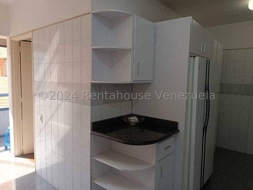 Apartamento En Venta En Santa Fe Norte Piscina Areas Sociales Seguridad Apartamentos Caracas Angela Tochon