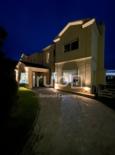 Hermosa Casa En Venta En San Eliseo Golf & Country - San Vicente
