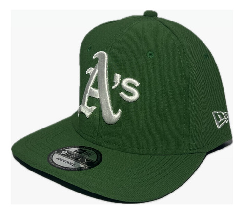 Gorra Athletic's Newera (cerrada) Verde 7 1/4 Lisa