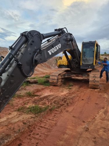 Imagem 1 de 6 de Escavadeira Volvo Ec 360 Blc