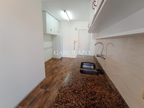 Imagen 8 de 19 de Apartamento En Alquiler - Pocitos (av. Rivera Y Julio Cesar)