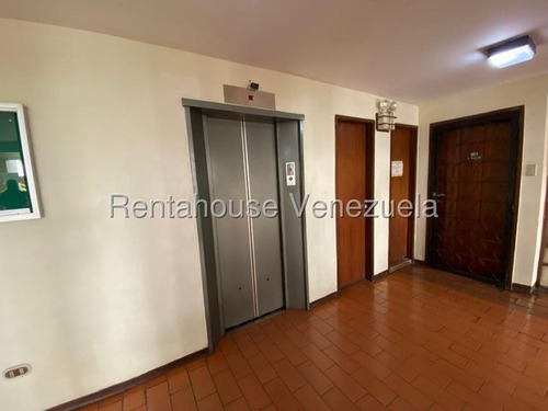 Amplio Apto En Venta En Horizonte. Fabiola. Mls #25-24867