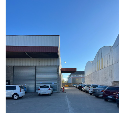 Galpón Con Oficinas Sobre Circunvalación - Zona Norte