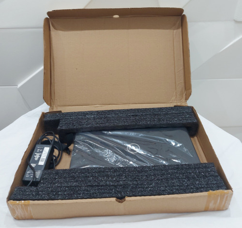 Notebook I7 8° Geração Dell Latitude 3400 Top 8gb Ssd 256gb Preto (Usado)