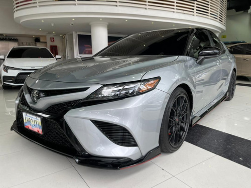 Imagen 1 de 9 de Toyota Camry Trd