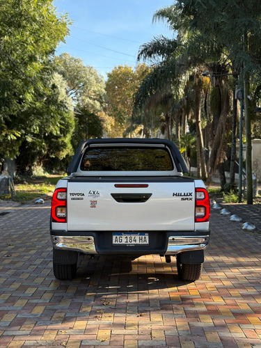Toyota Hilux Pick-Up 2.8 Cd Srx 204Cv 4X4 At