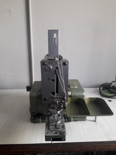 Maquina Pegadora De Botones