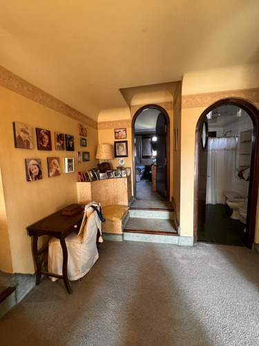 Importante Casa A Reciclar En Excelente Lote De 820 M²