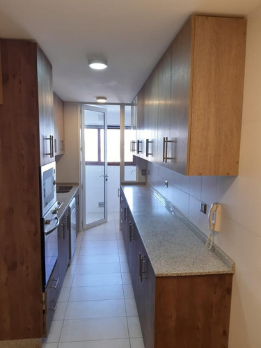 Departamento De 3 Dorm. En Venta, Sector Oriente De Talca