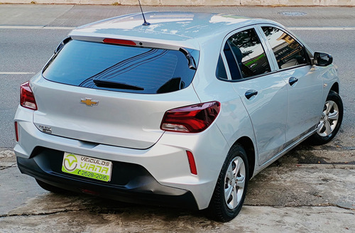 Chevrolet Onix ONIX HATCH 1.0 12V FLEX 5P MEC.