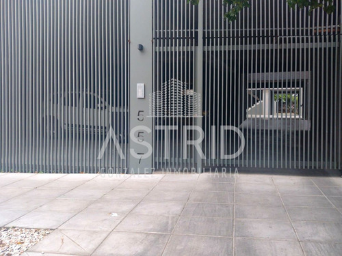 Venta Cochera Cubierta San Isidro Con Renta Oportunidad