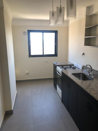 Imagen 17 de 22 de Hermoso Dpto 2 Amb Cómodo Con Cocina Separa Vista Al Rio
