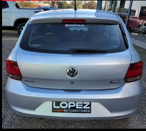 Imagen 10 de 11 de Volkswagen Gol Trend 1.6 Pack I C/gnc Modelo 2015