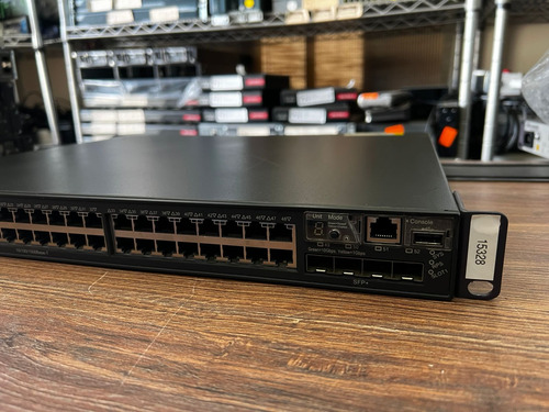 Switch Hp 5800-48g Jc105a Gigabit E 4 Portas Sfp+ (10g) (Usado)