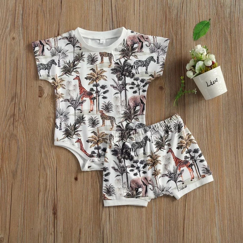 Imagen 3 de 6 de Conjunto Polera + Short Cálido Selva