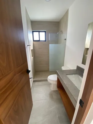 Casa En Venta Merida, Conkal En Privada, Con Paneles Solares, Junio 2025.