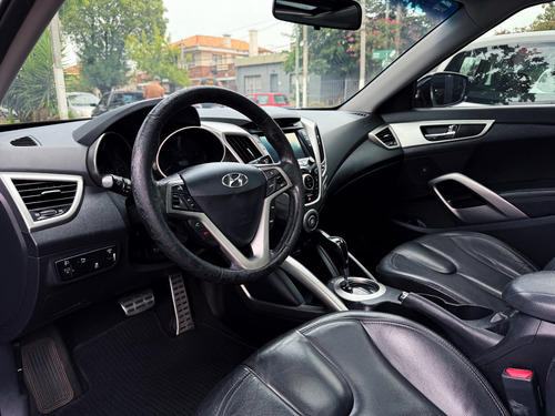 Hyundai Veloster 1.6 130cv At