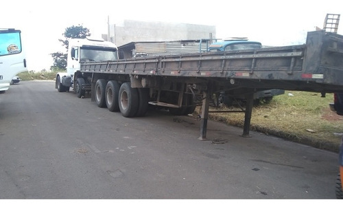 Carreta. 3 Eixos