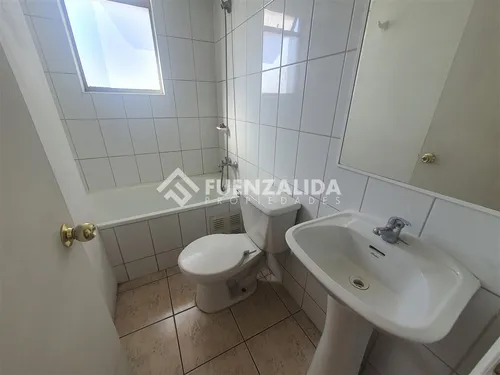 Departamento En Venta De 2 Dorm. En San Miguel