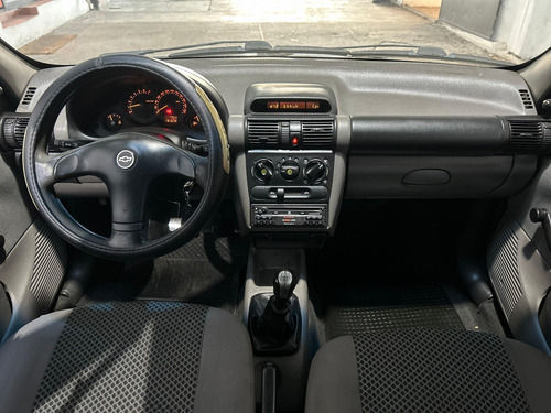 Chevrolet Corsa 1.6 Wagon Classic Gl