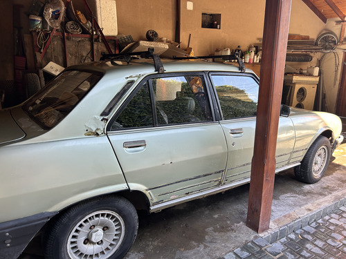 Peugeot 504 Año 1985