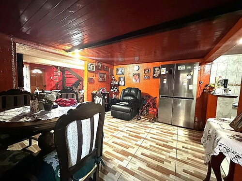 Comoda Casa Esquina De 4d+1b+2est En Puente Alto