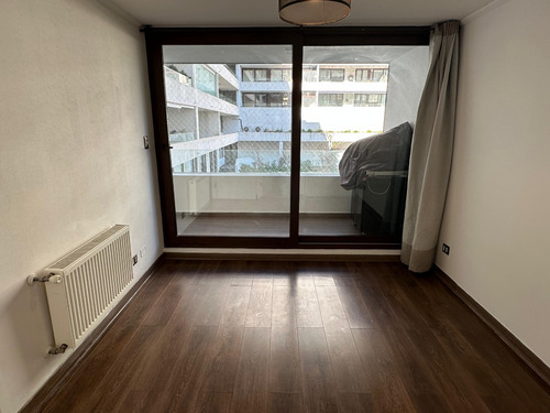 Moderno Depto. 46m2, 1d/1b/1est/1bod, F. Bilbao / R. Lyon