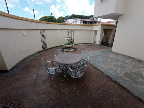 Lisbeth Mantilla Vende Casa En Prebo Ii, Valencia.