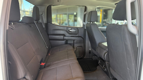 Chevrolet Silverado 5.3 V8 Custom Doble Cabina 4X4 At