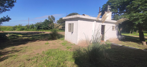 Casa De Campo - Santa Ana - Casa, Galpón Y Departamento