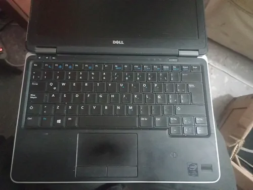 Portatil Dell Corporativo E7240 (Usado)