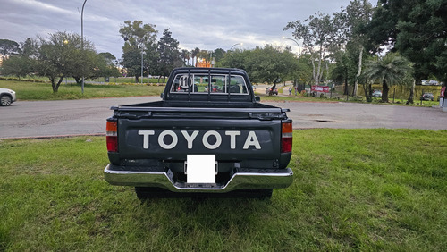 Toyota Hilux 2.8 S/cab 4x4 D