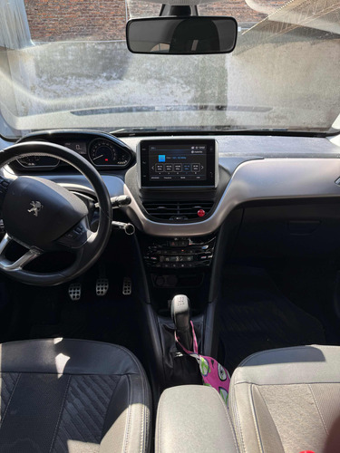 Peugeot 208 1.6 Feline