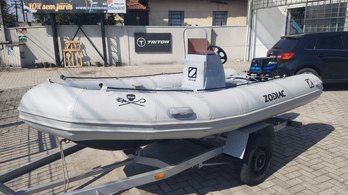 Imagem 6 de 10 de Bote Inflável Zodiac 4.20 M