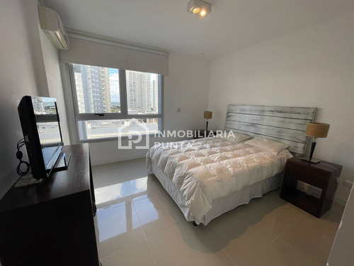 Imagen 14 de 30 de Venta Apto De 2 Dormitorios+ Dependencia En Forest Tower
