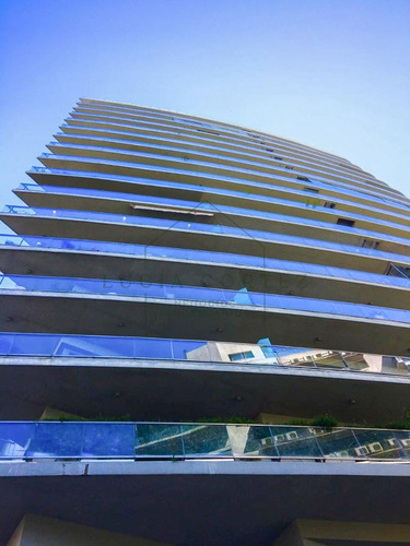 Departamento En Venta Olivos 2 Dormitorios En Piso 10 Con Vista Al Rio Torre Mayor