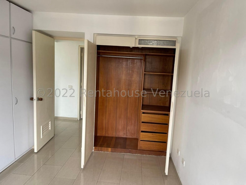 Imagen 8 de 16 de Apatamento En Venta En El Bosque 22-19628 Sj 0414 2718174