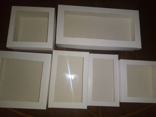 Imagen 1 de 10 de Cajas De Cartón Con Visor De Acetato Con O Sin Divisionrs